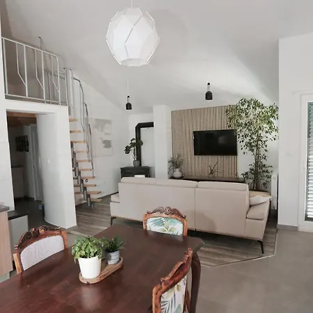 Apartment Tugare Exterior photo