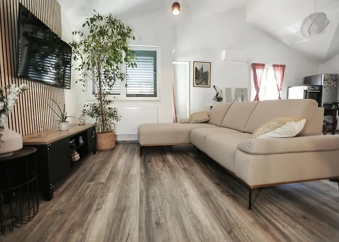 Apartment Tugare